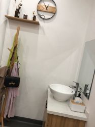 -悦芳庭美肤美体品牌集合店