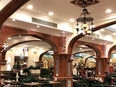 大堂-清真·玛丽亚新疆菜主题餐厅(浙江中路店)