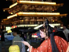 -黄兴南路步行商业街