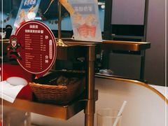 -海底捞火锅(长宁路龙之梦店)