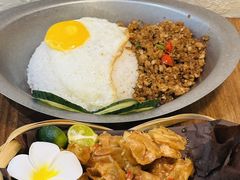 -巴特餐饮6加1音乐餐吧·新疆菜