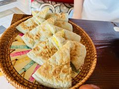 -春天里餐厅·云南创意菜特色美食(束河店)