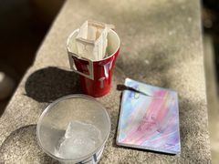 -Be Lived Cafe比例咖啡(摩天轮店)