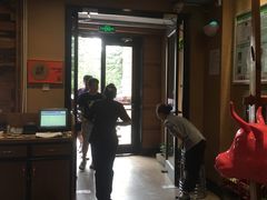 -小放牛炒菜馆(军校店)