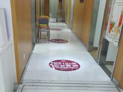 -雅悦齿科(顾村公园店)