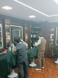 -贝勒爷专业男发