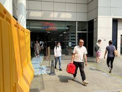 -东荟城名店仓