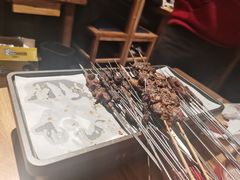 鲜羊肉串-小俩口烧烤东北菜(双井店)