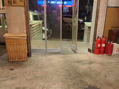 -旧街市鲜货老火锅(大光路店)