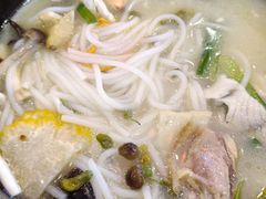 -桥香园过桥米线(国贸店)