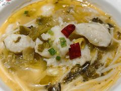 老坛酸菜鱼饭-南城香(北京南站店)
