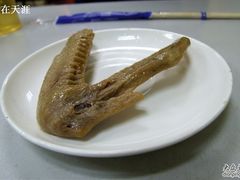 卤水鸭翅-丽丽三鲜螺蛳粉(田林路店)