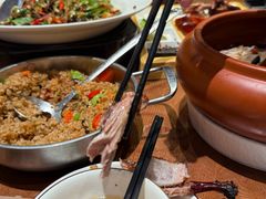 -老滇山寨•云南特色菜•地方菜•民族风情歌舞表演(金碧店)