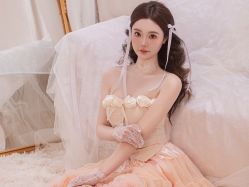 -onlygirl摄影美学馆高端定制(江滩店)