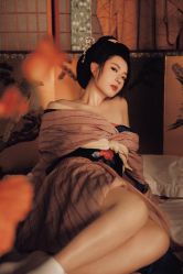 点击看大图 -持熹光年写真体验馆
