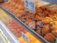 -鲍师傅糕点(大沽南路店)