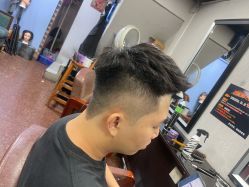 -乾健·烫染·接发SALON