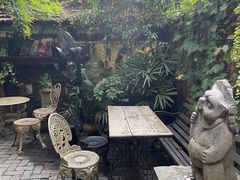 -古董花园(思南路42弄小区店)