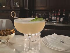 -LONG BAR 廊吧(外滩华尔道夫酒店)