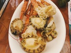 -樾餐厅泰式海鲜火锅(民歌湖店)