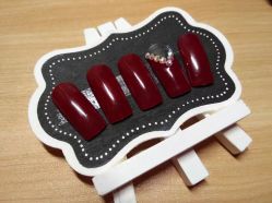 -朵拉定制美妆美甲