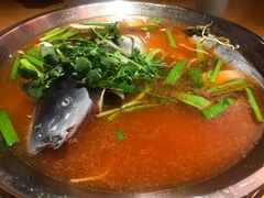 -新凯里酸汤鱼(飞山街店)