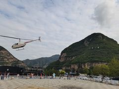 -百里峡七彩艺术小镇