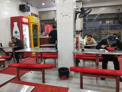 -易记皮肚面(明瓦廊店)