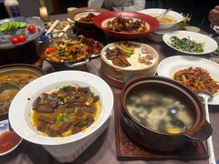 -香山湖家家宴(中山陵店)