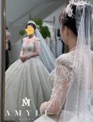 -艾米丽婚纱礼服