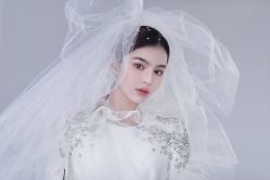 -艾米丽婚纱礼服