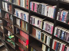 -钟书阁(松江泰晤士小镇店)