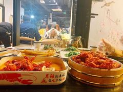 -聚汇三少·龙虾·中餐厅(莫邪路新天地店)