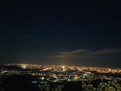 -定都峰