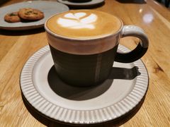 拿铁咖啡-Wagas沃歌斯(长宁龙之梦店)