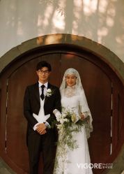 -雪中彩影婚纱摄影·微光艺术中心