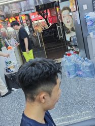 -藤野造型专业烫染接发