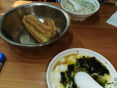 -弄堂咪道-饭香·面香·馄饨香(兴梅店)