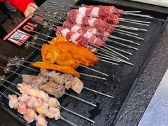 羊肉串-長壹旋转烤吧 农家鸡火锅