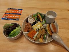 -素满香·全民食养自助(长宁龙之梦店)