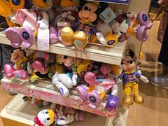 -东荟城名店仓