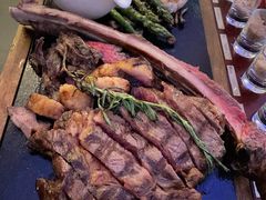 战斧牛排-恰餐厅及酒吧CHAR Bar & Grill(北京三里屯洲际店)