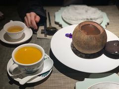 椰子八宝鸡汤-闻见中国海南菜(K11店)