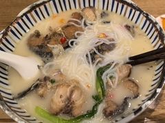 -鲜越鲜鱼粉(财富购物中心店)