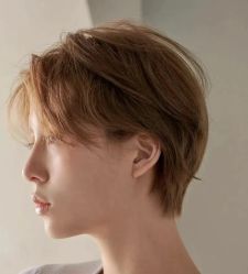 -BULB STUDIO 巴柏明星发型工作室