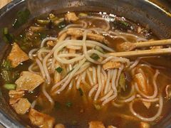 -柳州肥姨妈大骨螺蛳粉(曹路店)