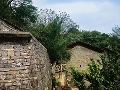 -高荡千年布依古寨旅游景区