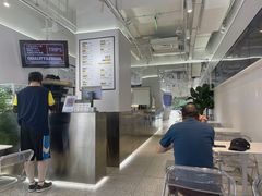 -TRIPS BURGER(大钟寺店)