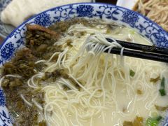 -雪琴面馆富安特色鱼汤面(城中花园店)