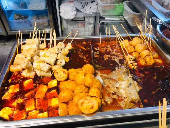 李敏小吃园麻辣烫(新天地店)-"过来新天地剪头发,这边旁边就是茹菓,买